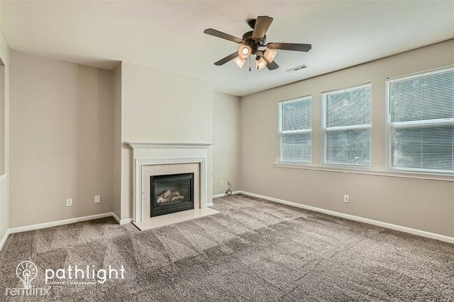 Building Photo - 3 br, 2.5 bath House - 55 Brookview Dr UNIT