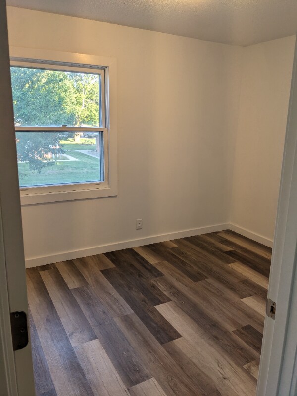 Foto del edificio - 502 W Market St