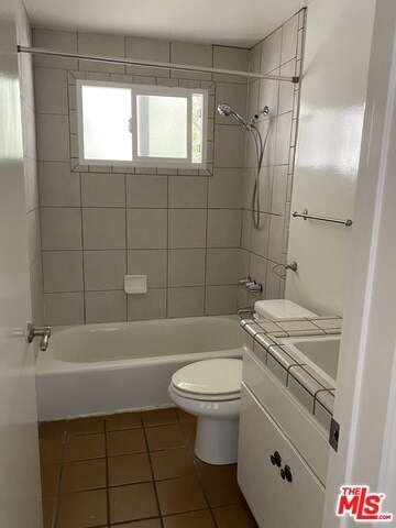 Building Photo - 1717 Camino de la Costa