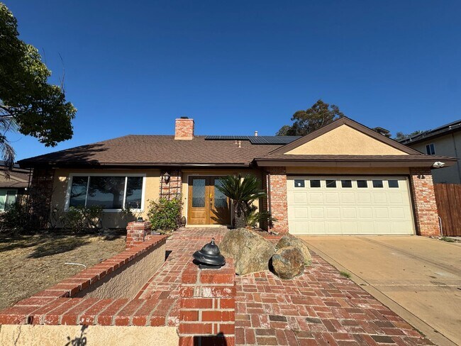 Foto del edificio - 4 Bedroom - 2 Bathroom with view