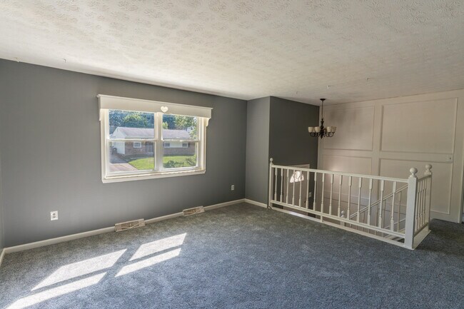 Foto del edificio - 3776 Feather Ln