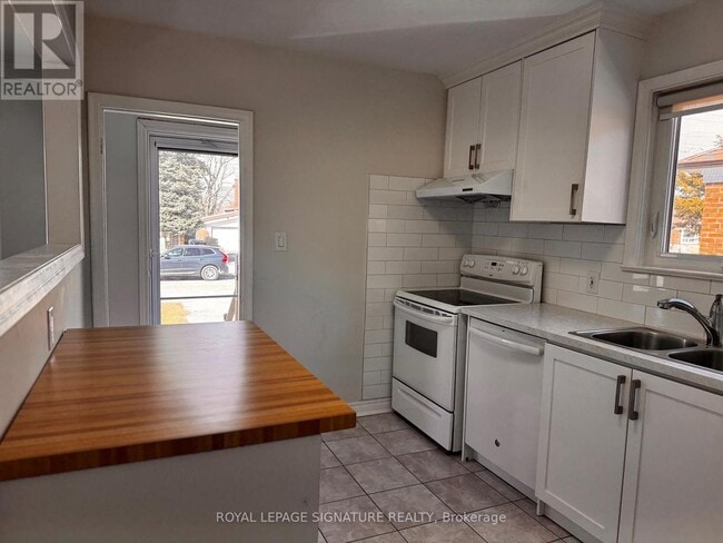 Building Photo - 103 Ranstone Gardens