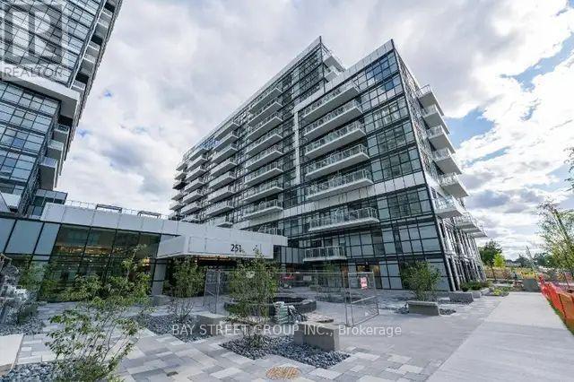 Building Photo - 251-251 Manitoba St