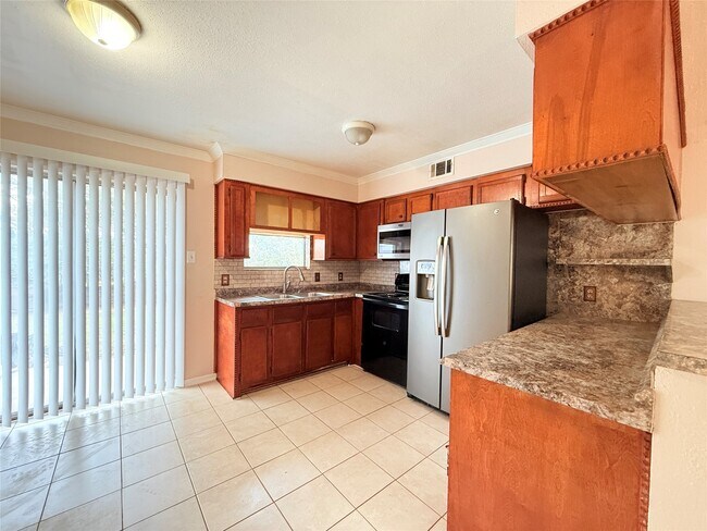 Foto del edificio - 208 Laurie Ln