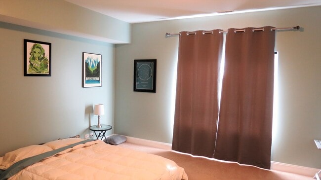 Foto del edificio - 6961 Vine St