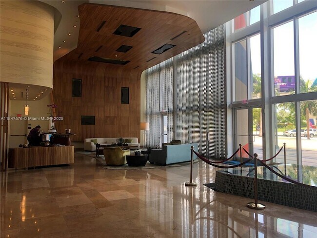 Foto del edificio - 50 Biscayne Blvd