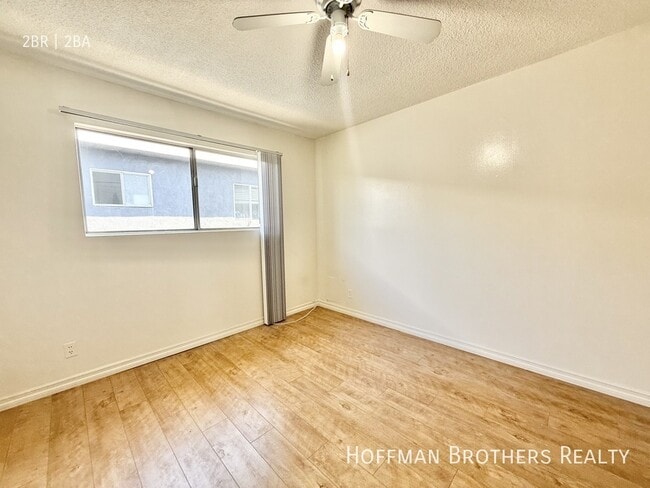 Building Photo - 4702 W 17th St