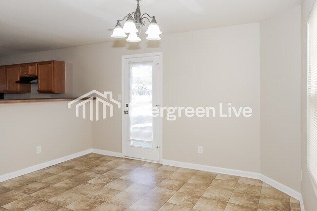 Foto del edificio - 157 Cloverbrook Dr