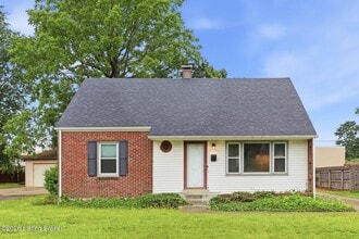 Building Photo - 2910 Yorkshire Blvd