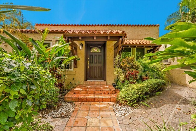 Foto del edificio - 1514 Capri St