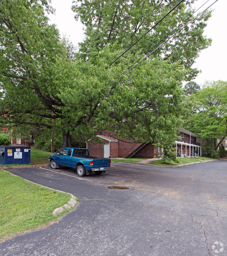 Building Photo - Northridge Apartment Complex