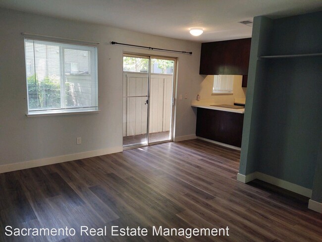 Building Photo - 1 br, 1 bath House - 9149 Newhall Drive Un...