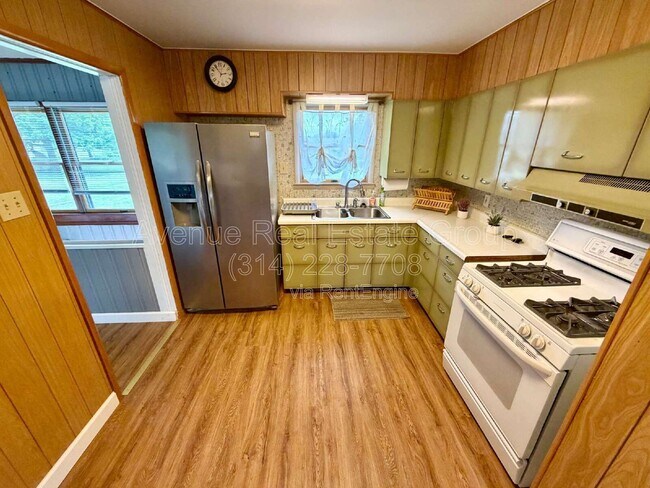 Foto del edificio - 608 Connie Ln