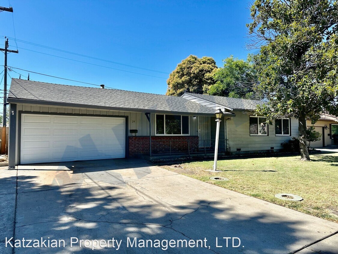 Primary Photo - 3 br, 1 bath House - 24 W. Mayfair Avenue