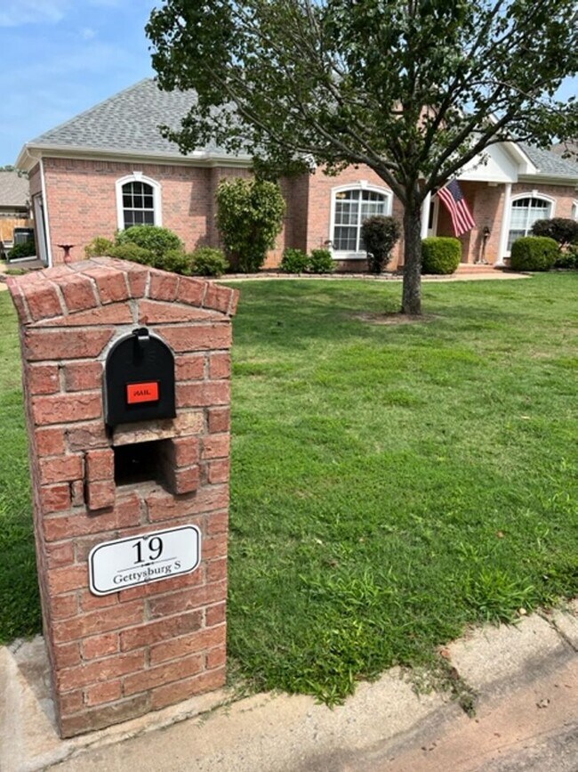 Building Photo - Beautiful Shiloh Subdivision 4 Bedroom 2 B...