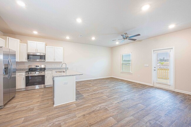 Foto del edificio - 32195 Emancipation Cir