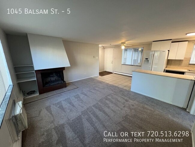 Building Photo - 1045 Balsam St