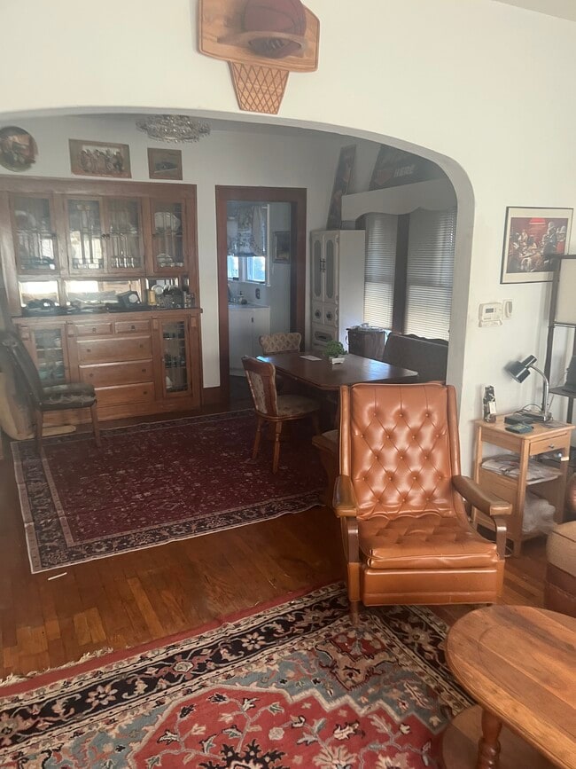 Foto del edificio - 2118 Elm St