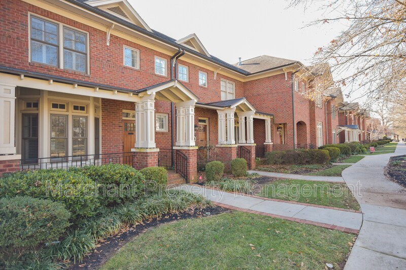 Foto principal - 226 Butler Ave