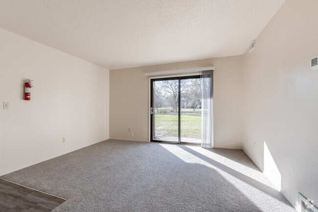 Interior Photo - Madeira Apartments