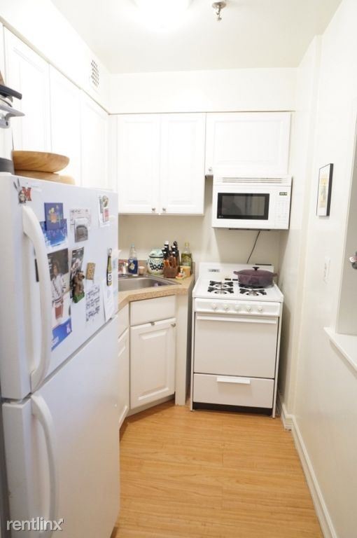 Foto del edificio - 203 E 74th St
