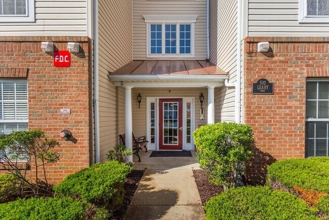 Building Photo - 502 Leahy Ct