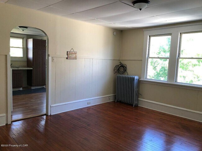 Foto del edificio - 743 N Walnut St