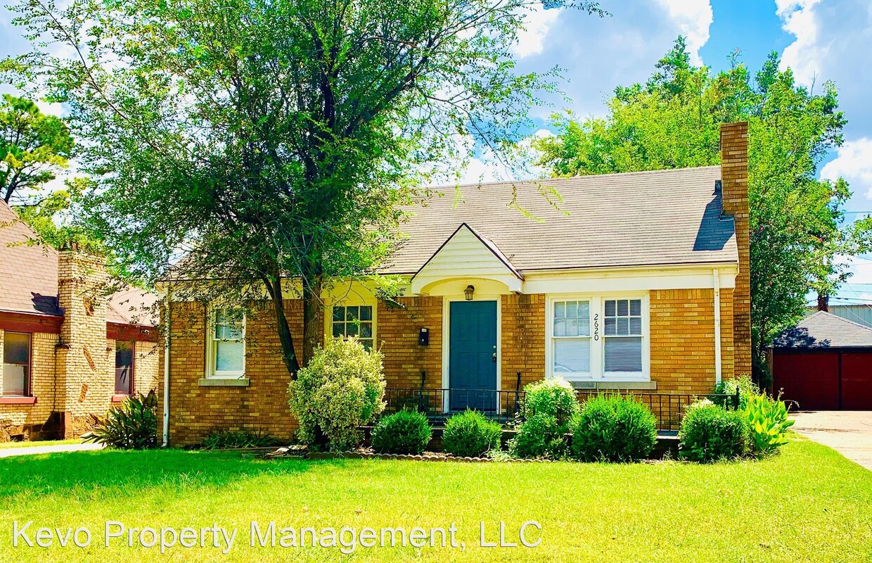 Primary Photo - 2 br, 1 bath House - 2620 W Park Pl