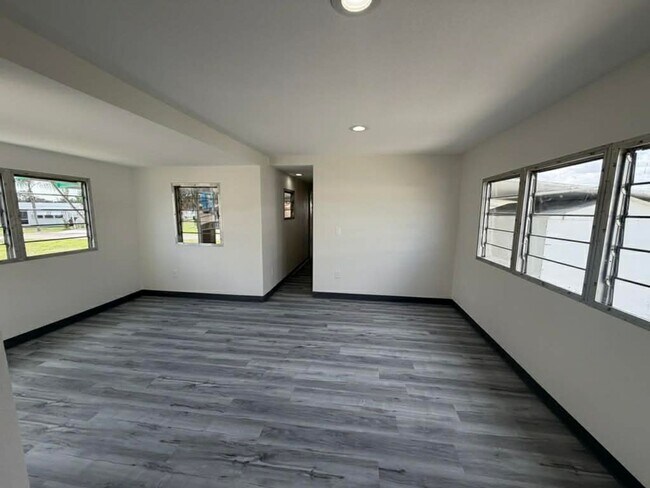 Foto del edificio - North Fort Myers Unit