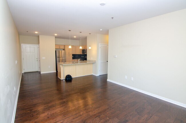 Foto del edificio - Chic East Nashville Two Bedroom Loft