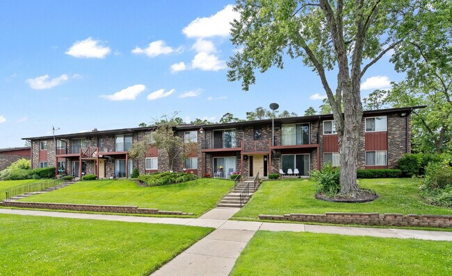 Foto del edificio - 247 N Neltnor Blvd