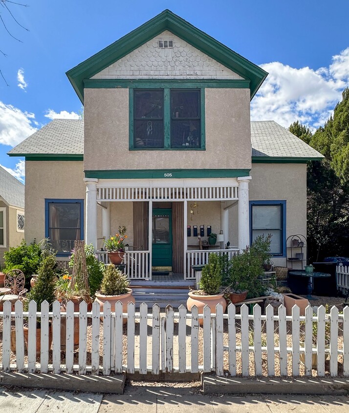 Primary Photo - Step into History: A Charming 1 Bed, 1 Bat...