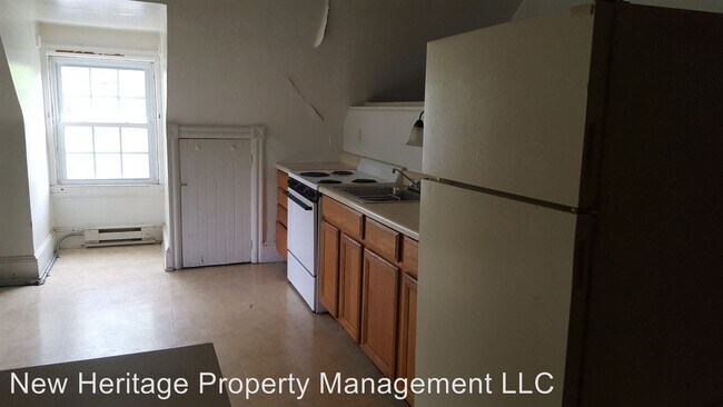 Foto del edificio - 584-586 E Chestnut St