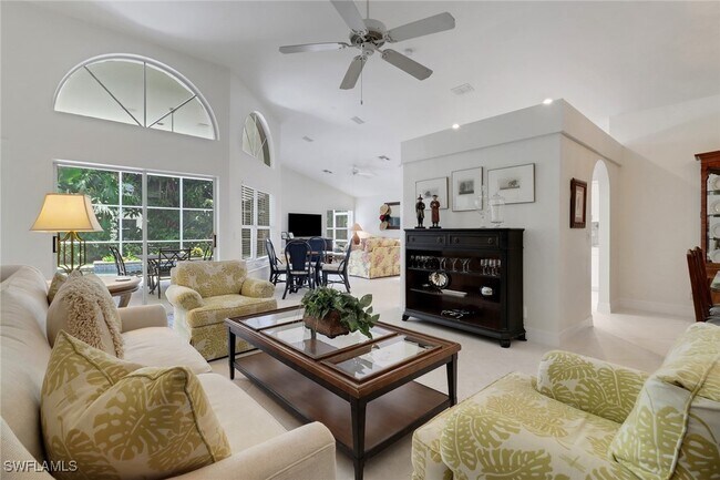 Foto del edificio - 3661 Sunland Ln