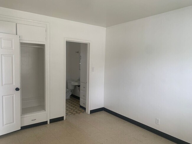 Foto del edificio - Cozy 1 bedroom in 93308