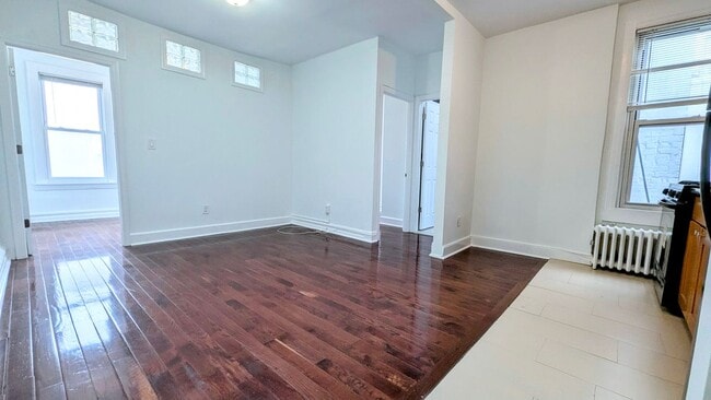 Foto del edificio - 45-07 Ditmars Blvd
