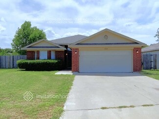Building Photo - 10648 Shadywood Dr