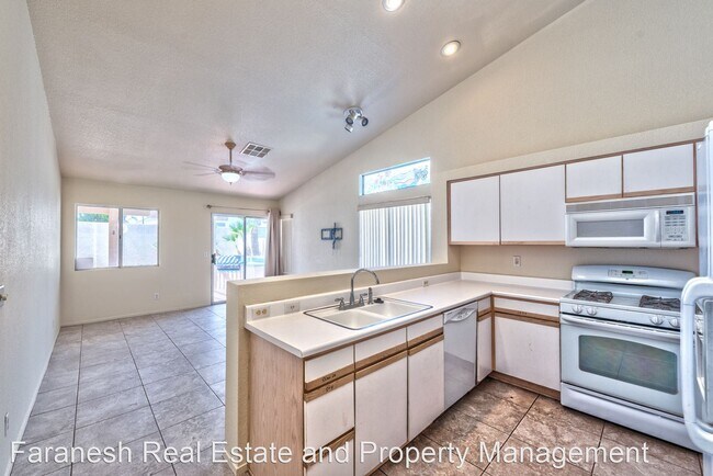 Foto del edificio - 3 br, 2 bath House - 1854 Vista Del Oso Way
