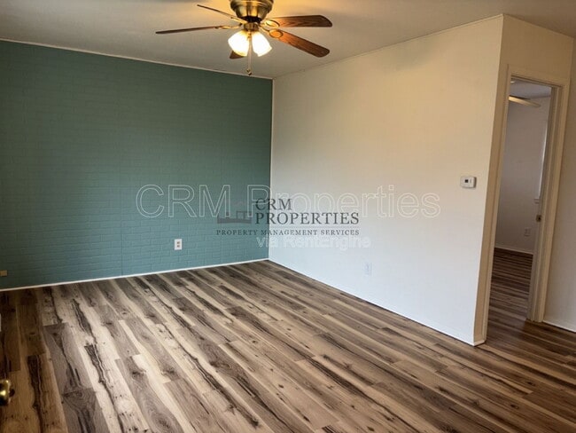 Foto del edificio - 811 Miami Blvd