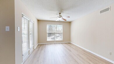 Interior Photo - Wellington Place at Olde Town