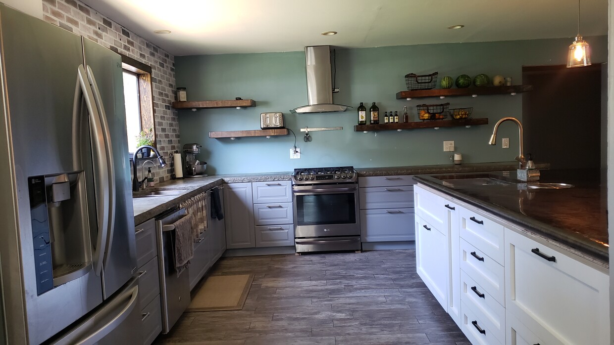 Foto principal - 16762 Lawson Valley Rd
