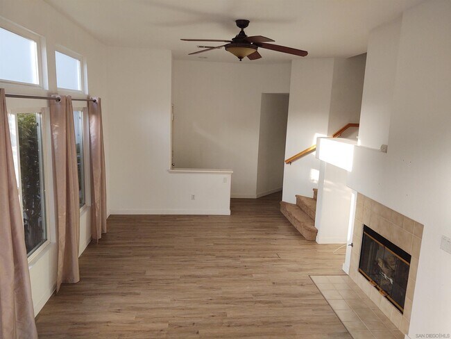 Building Photo - 16908 Robins Nest Way