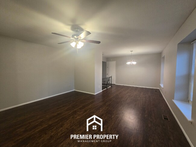 Foto del edificio - 11930 Kingshead Dr