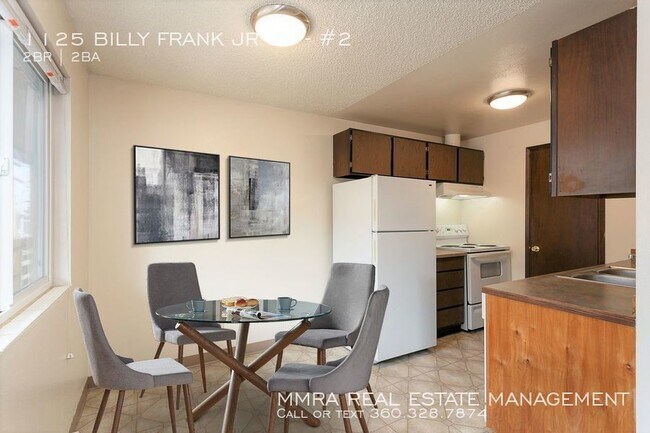 Building Photo - PRE-LEASING: 2 Bedroom Unit Blocks to WWU!