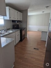 Building Photo - 727 Hattie Ln