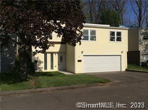 Primary Photo - 57 Braeburn Ln