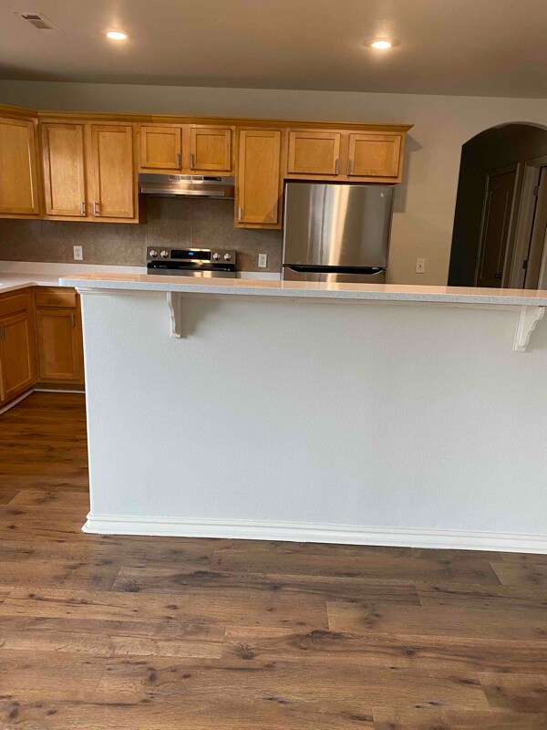 Foto del edificio - 918 Oakwood Ln
