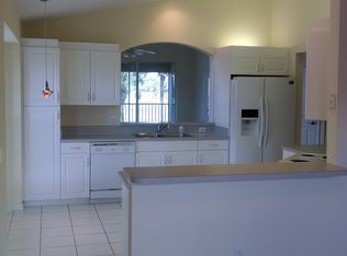 Building Photo - 5928 Sand Wedge Ln