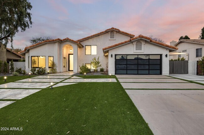 Foto del edificio - 4748 E Redfield Rd