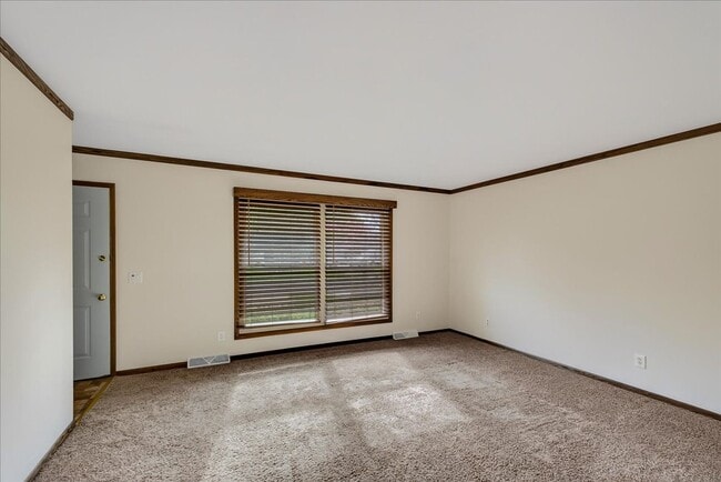 Foto del edificio - 1806 Golden Oak Ln
